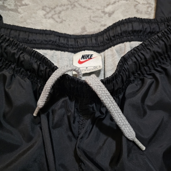 Vintage 90's Nike Track Pants - Picture 5 of 5